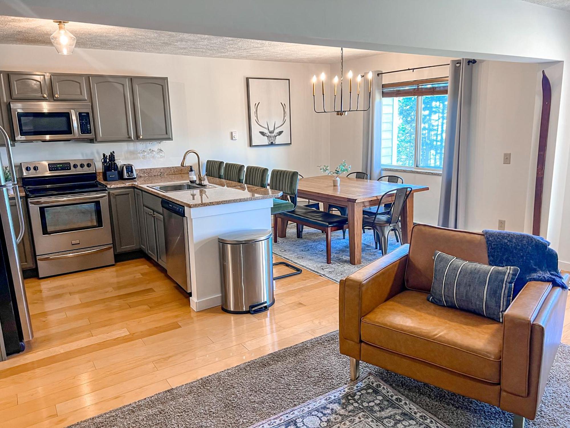 Remodeled Summit Condo At Snowshoe - Modern & Cozy ภายนอก รูปภาพ