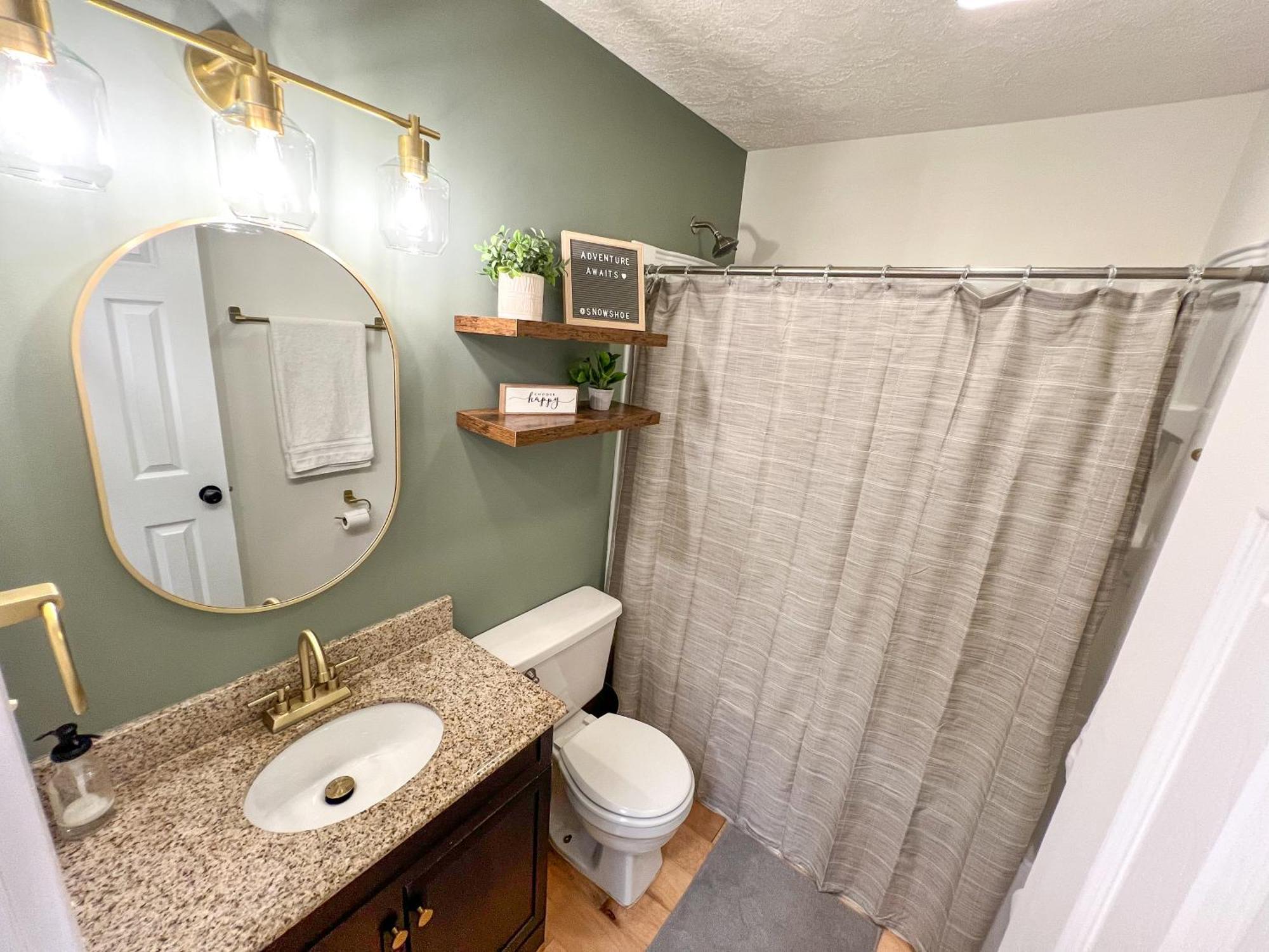 Remodeled Summit Condo At Snowshoe - Modern & Cozy ภายนอก รูปภาพ