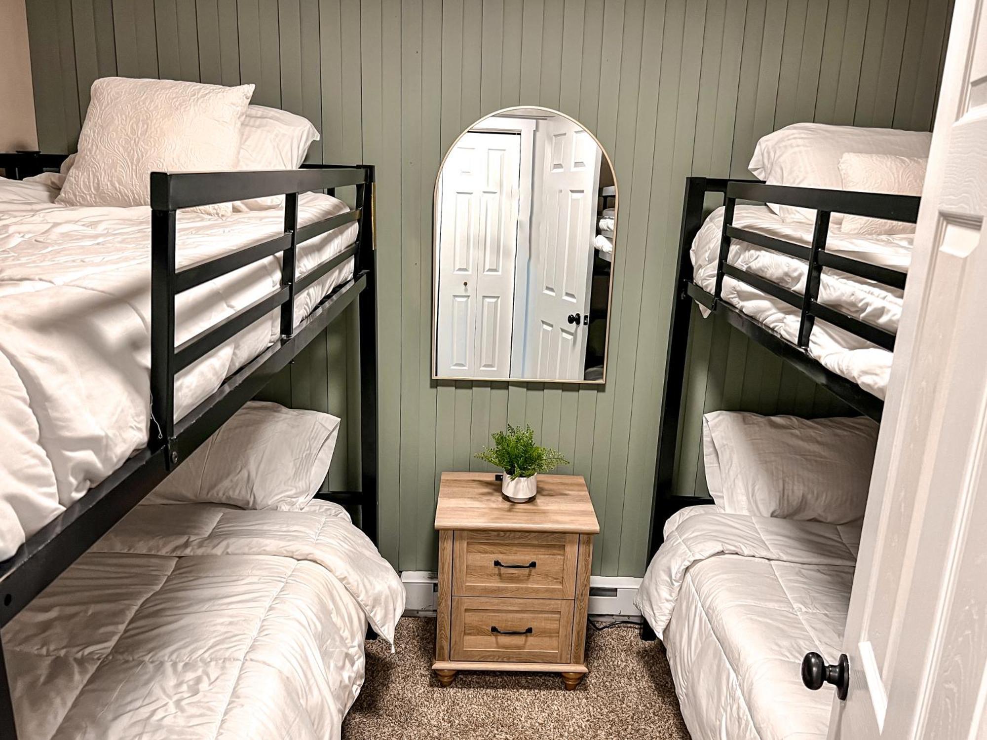 Remodeled Summit Condo At Snowshoe - Modern & Cozy ภายนอก รูปภาพ