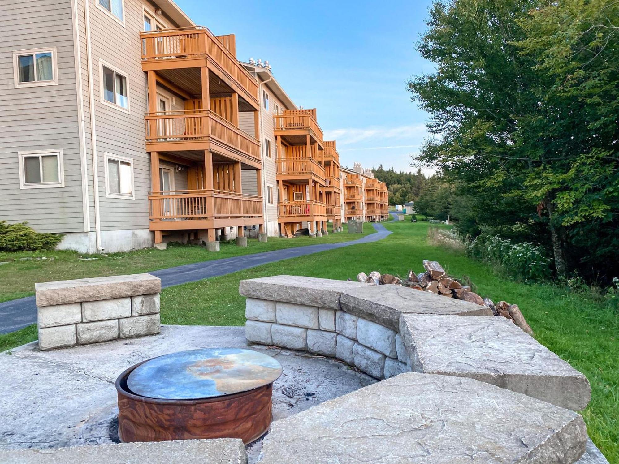 Remodeled Summit Condo At Snowshoe - Modern & Cozy ภายนอก รูปภาพ